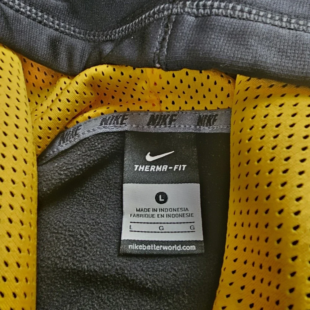Nike Iowa Hawkeyes Hoodie Mens Large Black Therma-Fit ‎ Football NCAA College